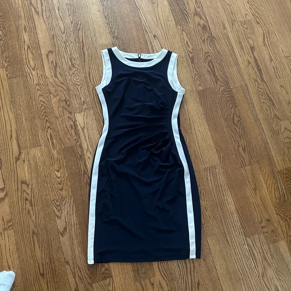 Elegant Black and White Sleeveless Dress RALPH LAUREN